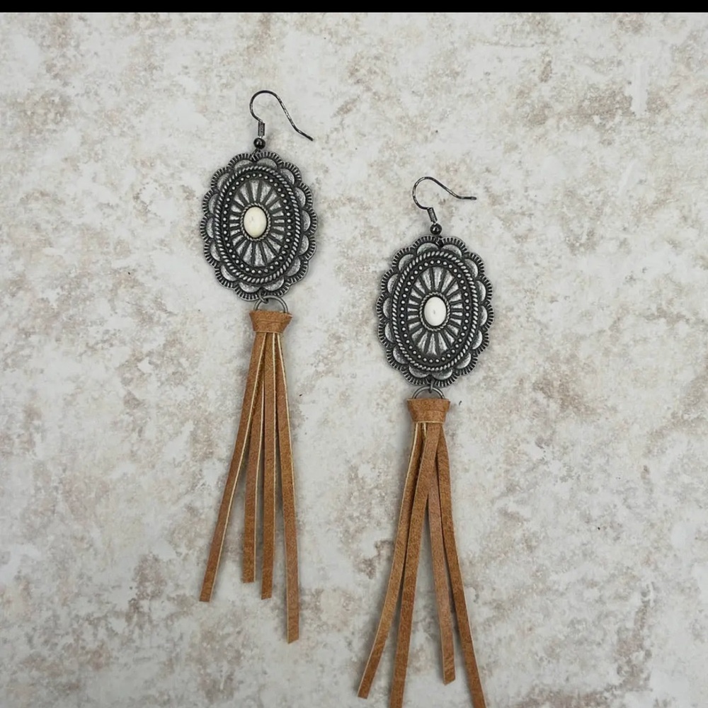 Silver and Tan western fringe Earrings